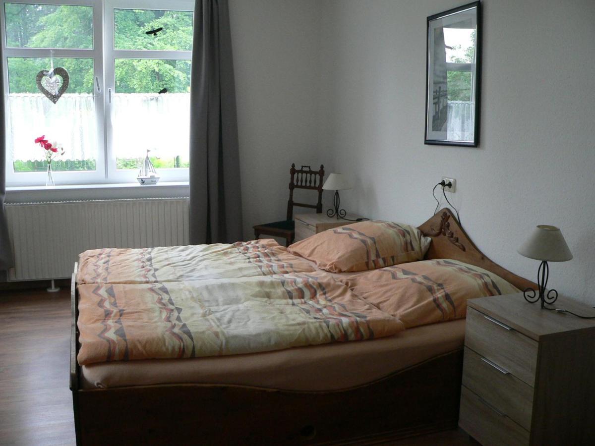 Ferienwohnung Zum Gruenen Holz Bohlenbergerfeld Exterior photo