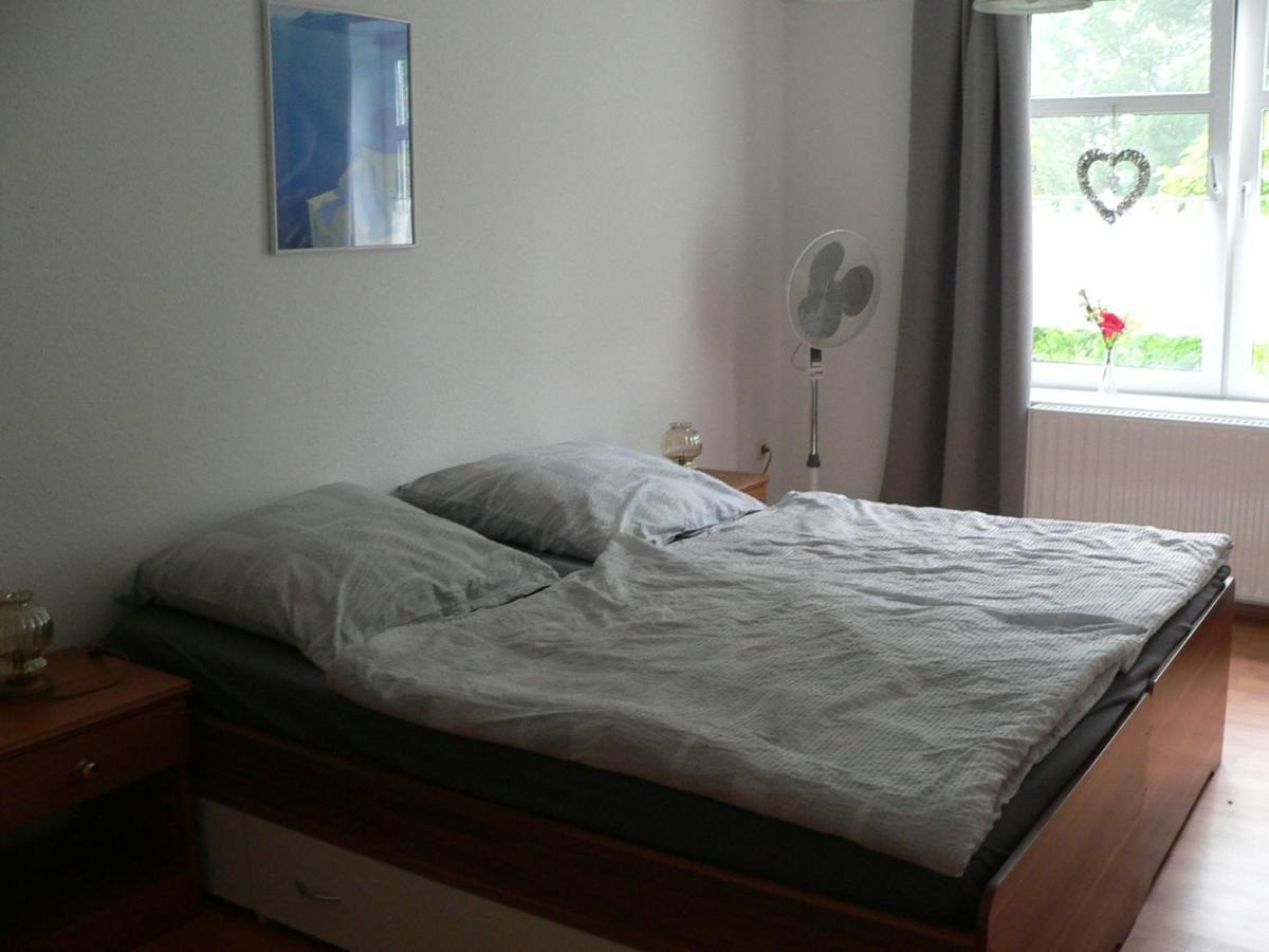 Ferienwohnung Zum Gruenen Holz Bohlenbergerfeld Exterior photo