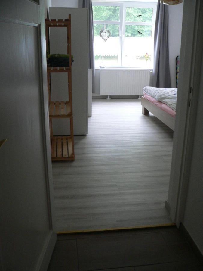 Ferienwohnung Zum Gruenen Holz Bohlenbergerfeld Exterior photo